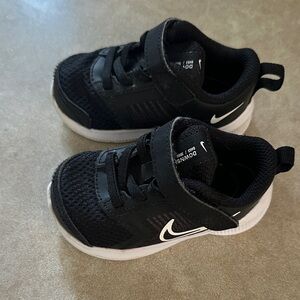 Nike Kids Black and White Sneakers